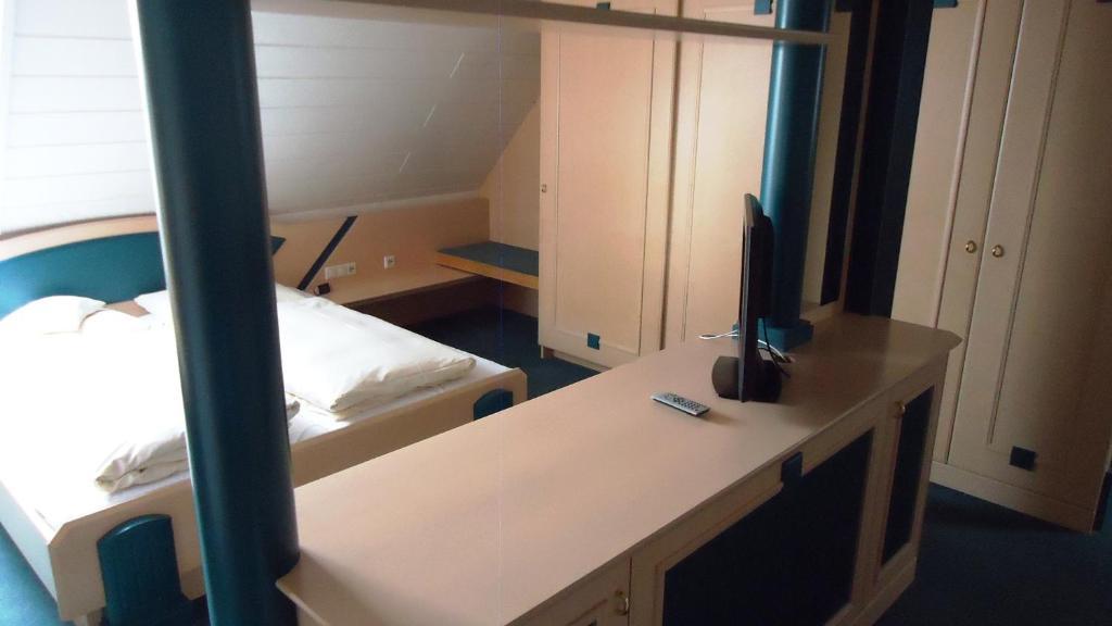 Hotel Krone Niederstotzingen Habitación foto